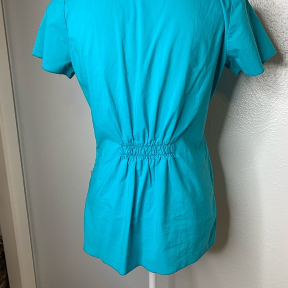 KOI SCRUB TOP - Picture 8 of 14